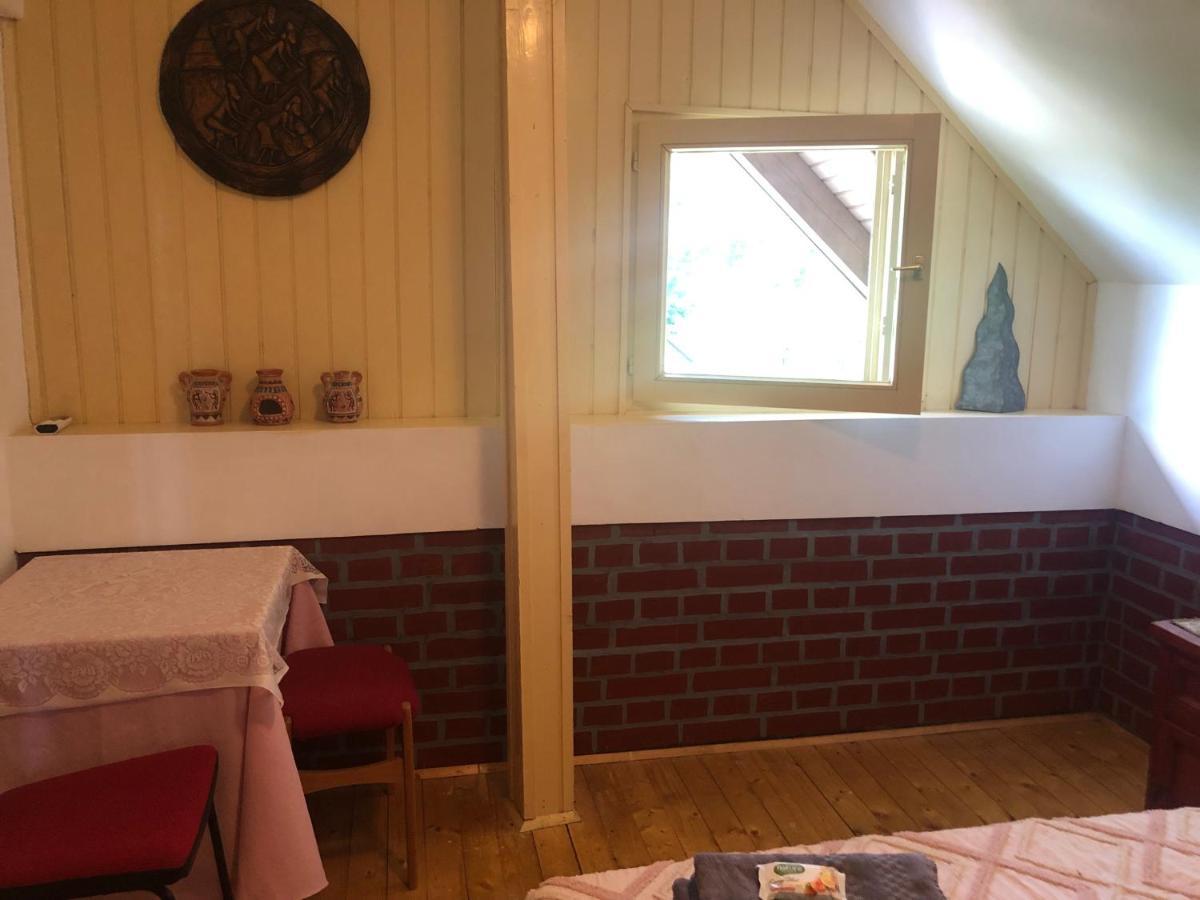 R&B Vendeghaz Lejlighed Balatonakarattya Eksteriør billede